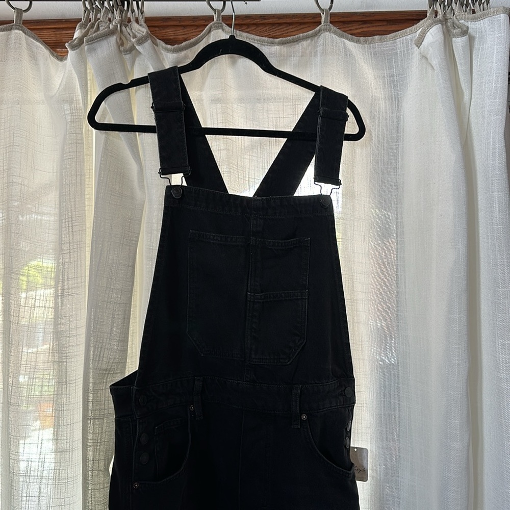Free People We The Free Good Luck Barrel Overalls in Black LARGE LAST ONE - Picture 2 of 8